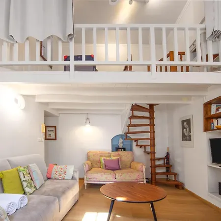 3 Pieces Avec Terrase - Vieille