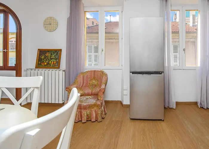 3 Pieces Avec Terrase - Vieille Διαμέρισμα Μεντόν